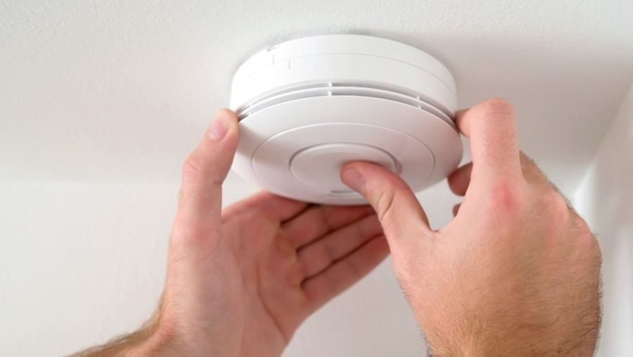 Smoke detector installation